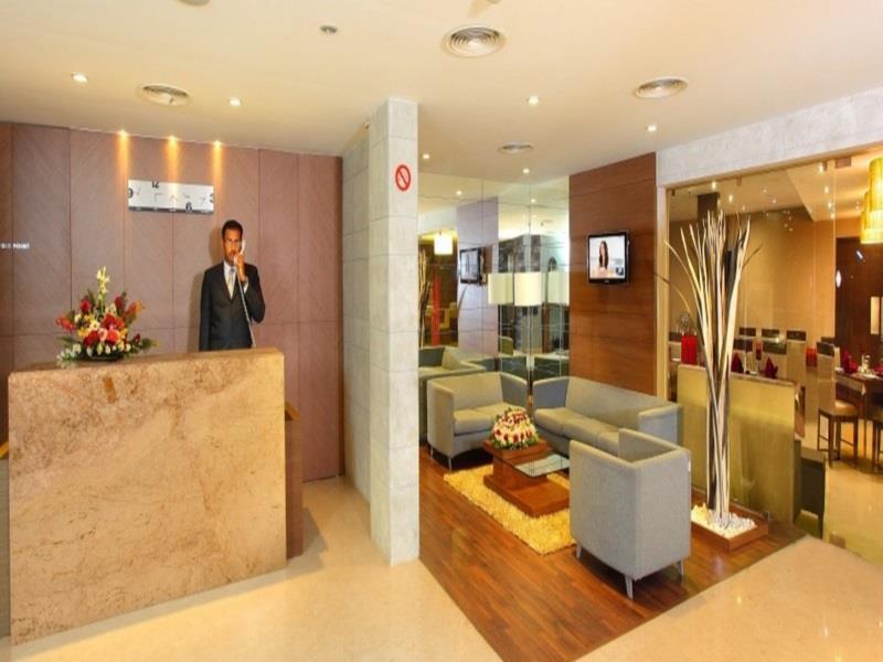 Hotel Park Residency Adoor Adur Zewnętrze zdjęcie